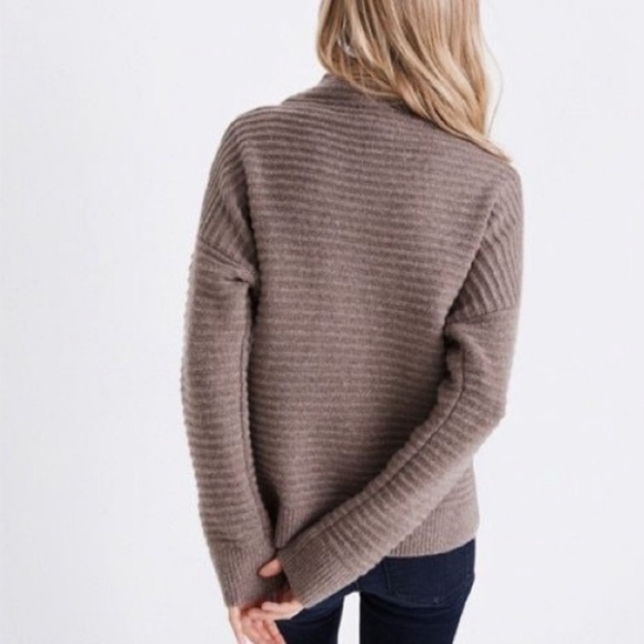 MADEWELL Belmont Mockneck Sweater in Coziest Yarn - Picture 7 of 8